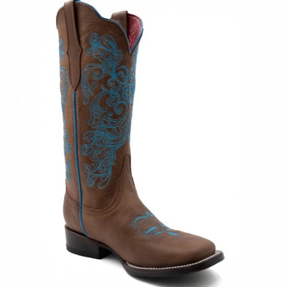 FERRINI WOMEN'S ELLA CROSS WESTERN BOOTS - BROAD SQUARE TOE - Picture 1 of 6
